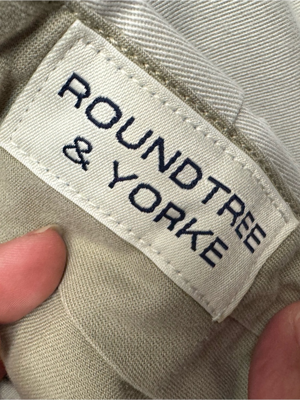 Roundtree & Yorke‎ Men's Pants in Beige with Navy Logo